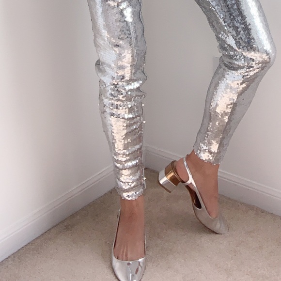 CHICBOMB - Picture 5 of 8